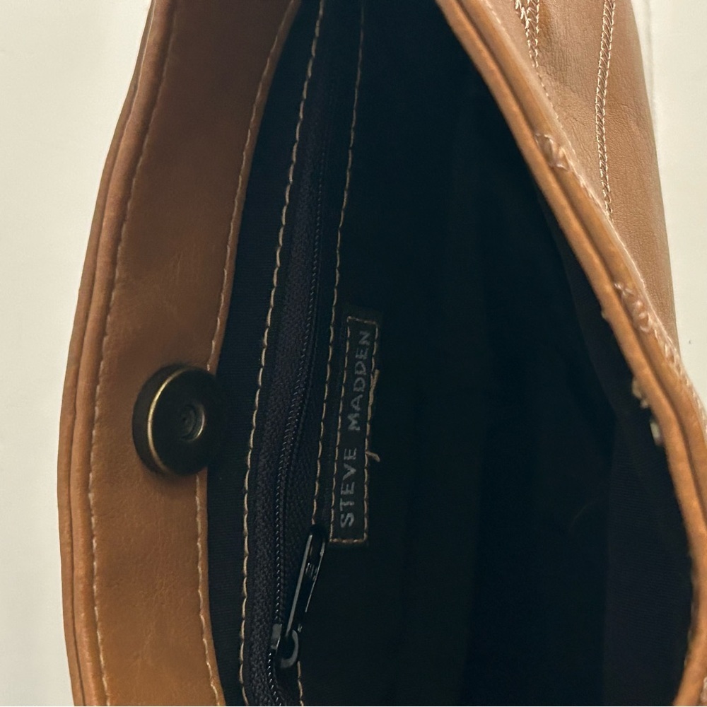 Steve Madden Shoulder Bag - Picture 4 of 6